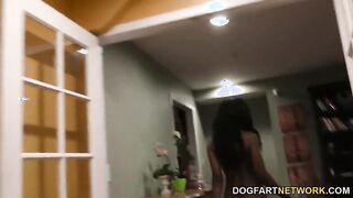 Jezabel Vessir Invites 5 Men For Gangbang